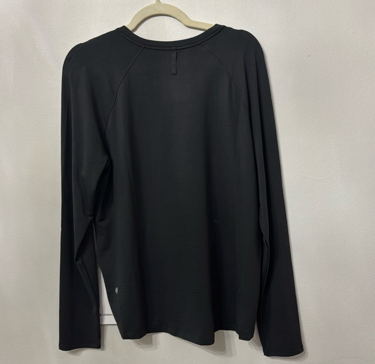 Lululemon License to Train Women’s long sleeve shirt Black