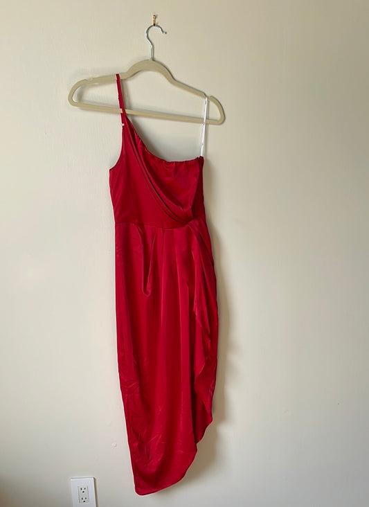 Lulus Law of Attraction Red Satin One Shoulder Asymmetrical Midi NWT