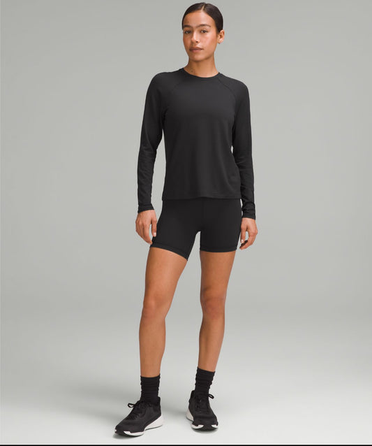 Lululemon License to Train Women’s long sleeve shirt Black